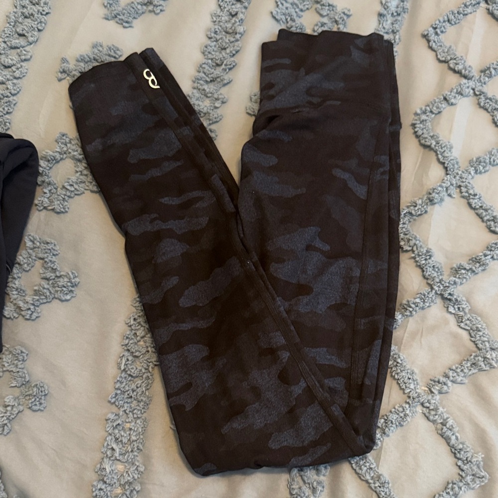 Bombshell Sportswear Black Camo Woman Leggings